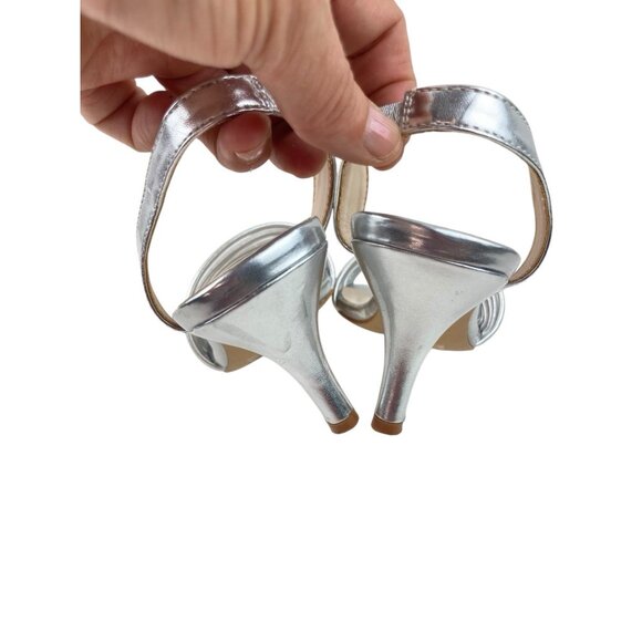 Elegant Silver Heeled Sandals - Picture 7 of 13